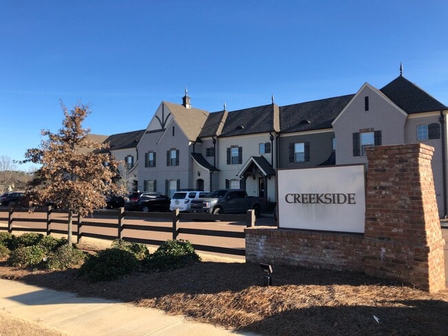 Photo - 3 Bedroom, 3.5 Bath Condo in Oxford Mississippi in Creekside.