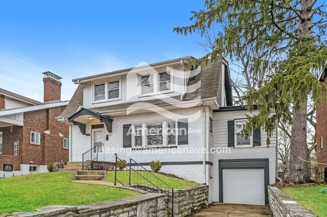 8111 Monroe Ave