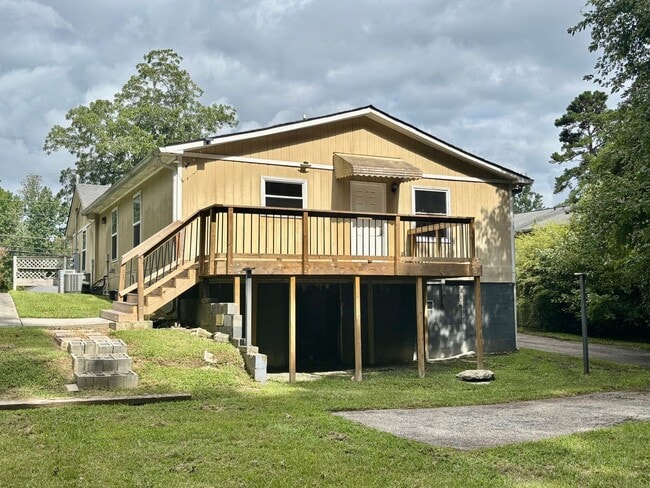 Building Photo - 424 Northdale Rd Rental