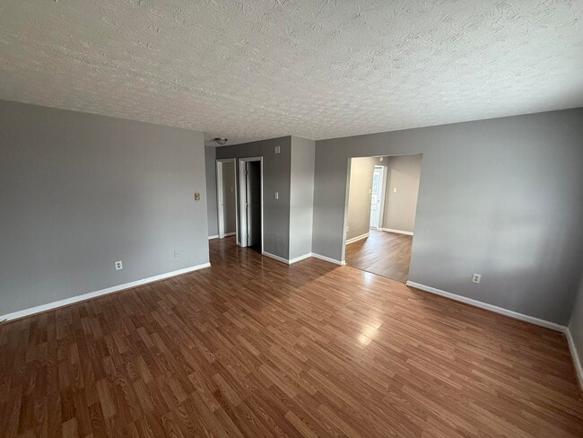 Photo - 327 Garden Park Dr