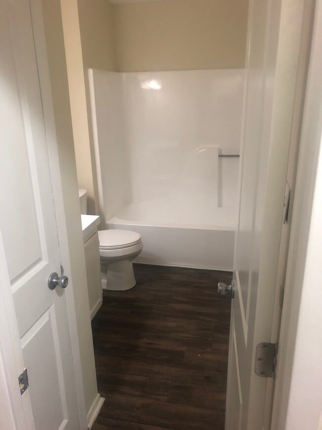 Photo - 4 bed, 2 bath House in Des Moines