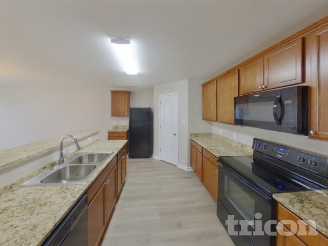 Photo - 3204 Dizzy Dean Dr Casa