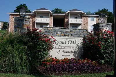 Royal Oaks Apartments - Royal Oaks Apartments