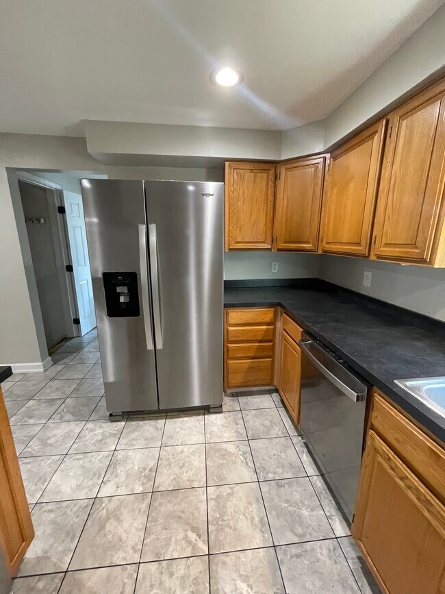 Photo - 1009 Beechwood Ln