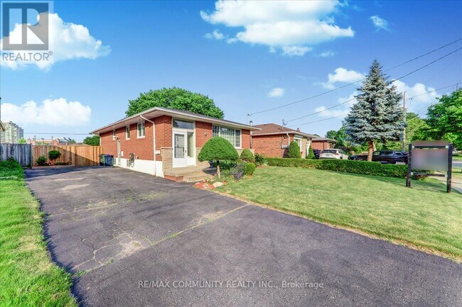 Photo - 40 Aspendale Dr