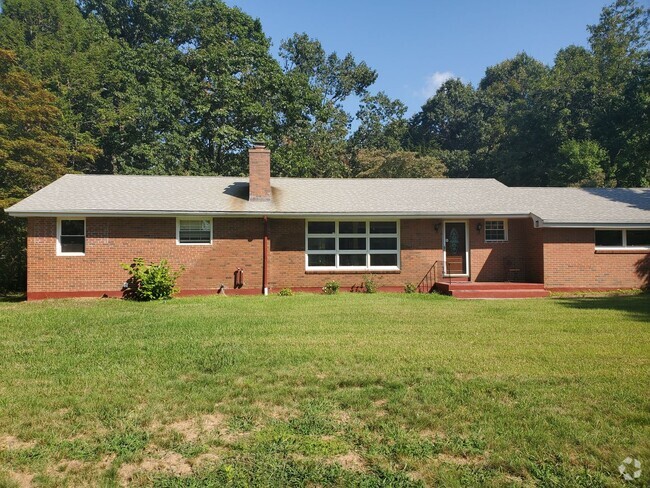 Building Photo - 3 Bedroom Single Level Ranch Rental