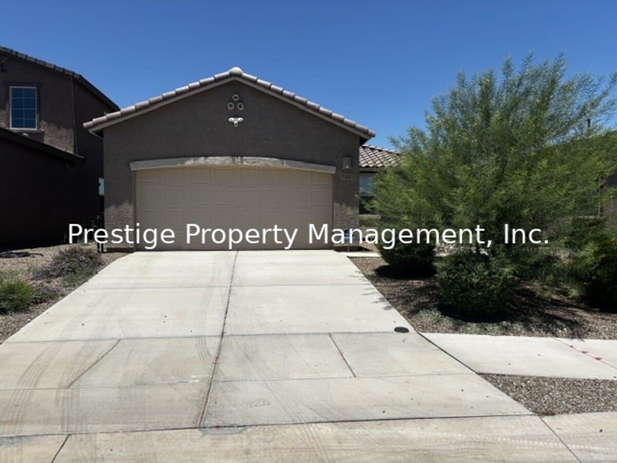 3/2 Lovely Southwest Home! Call Now!! - 3/2 Lovely Southwest Home! Call Now!!
