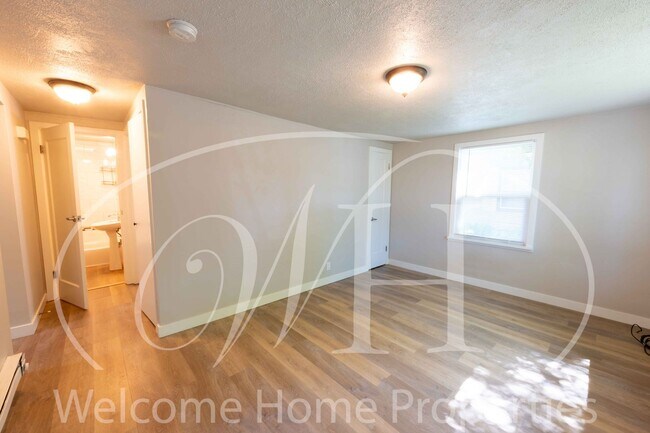 Photo - Great One Bedroom Home in a Natural Setting