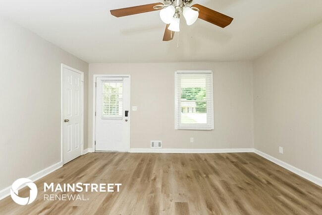 Photo - 9155 Cecelia St SW