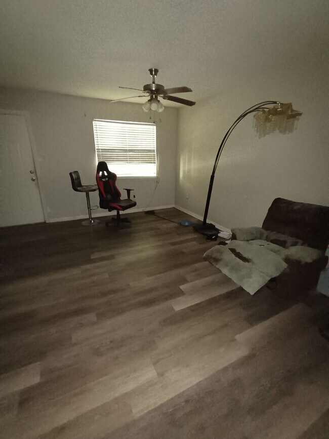 Photo - aya2467 Unit 9