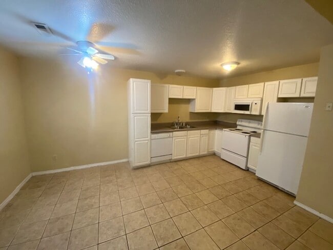 Photo - 381/383 N Main Ave Unit 383 N Main Ave