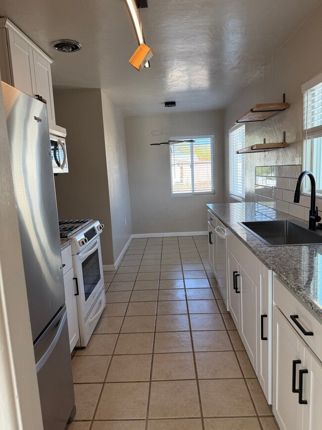 Photo - 1803 S 8th Ave