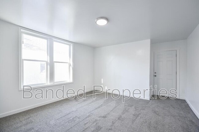 Photo - 627 23rd St
