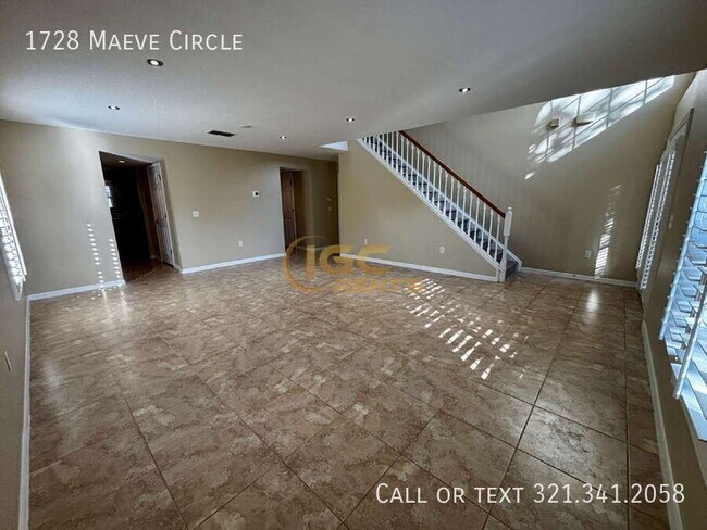 Photo - 1728 Maeve Cir