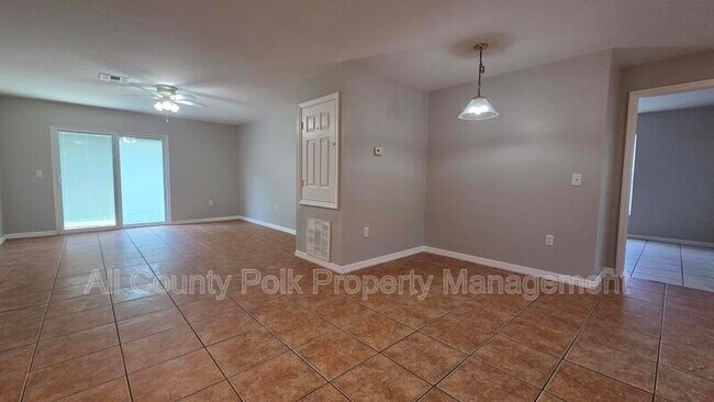 Photo - 1210 Fairway Dr