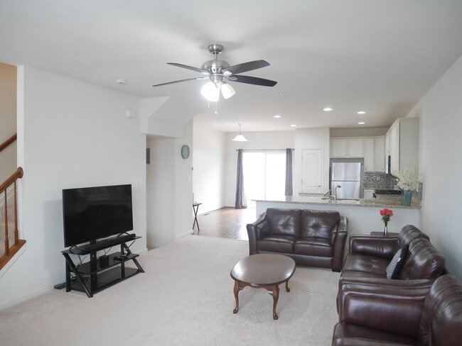 Photo - Beautiful 4-Bedroom Townhouse with Garage, Deck & Community Amenities