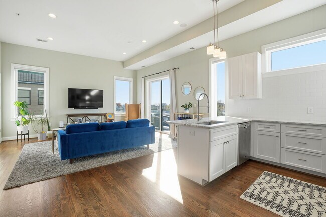 Photo - 3222 Warder St NW Unidad 5