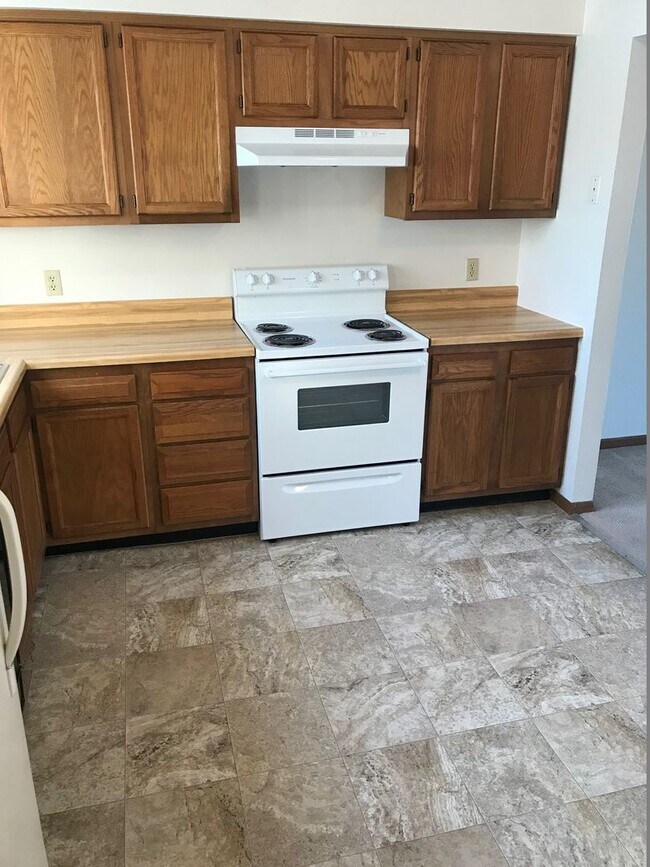 Photo - 2803-2811 Scarlet Oak Dr Unit 2805