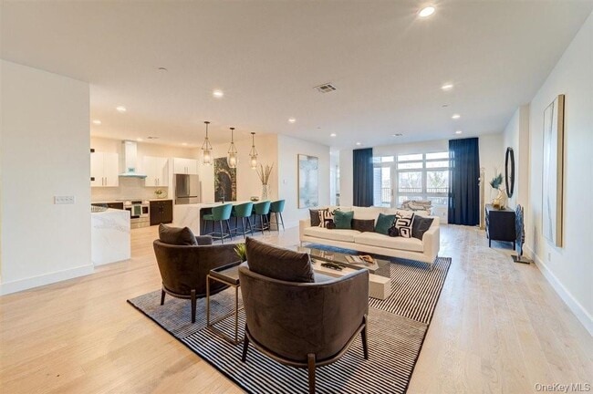Photo - 30 Beekman St