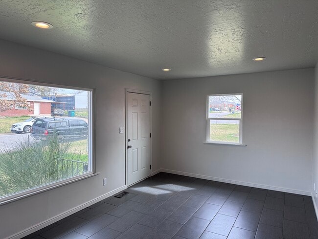 Photo - 3879 S 2050 W