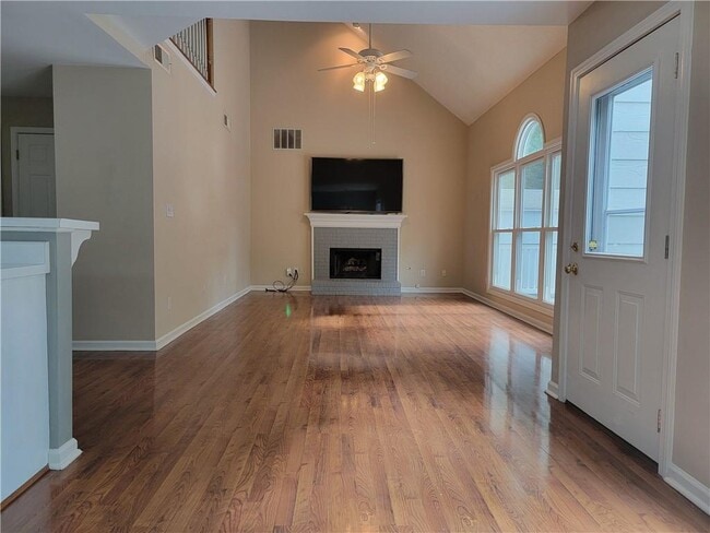 Photo - 2790 Suwanee Lakes Trail NW