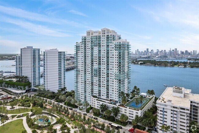 Building Photo - 650 West Ave Unit 1508 Rental