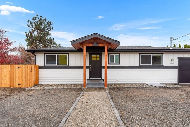 Photo - 460 N James Ave Apartment Unit #A