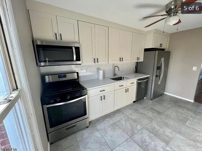 Photo - 26 Clinton St Unit 3B