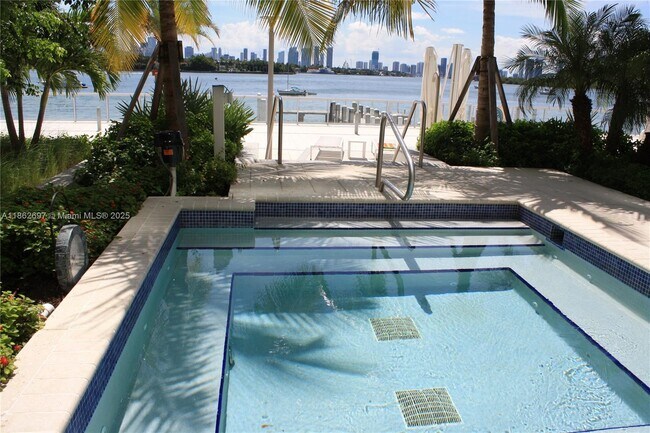 Photo - 1035 West Ave Unidad 302