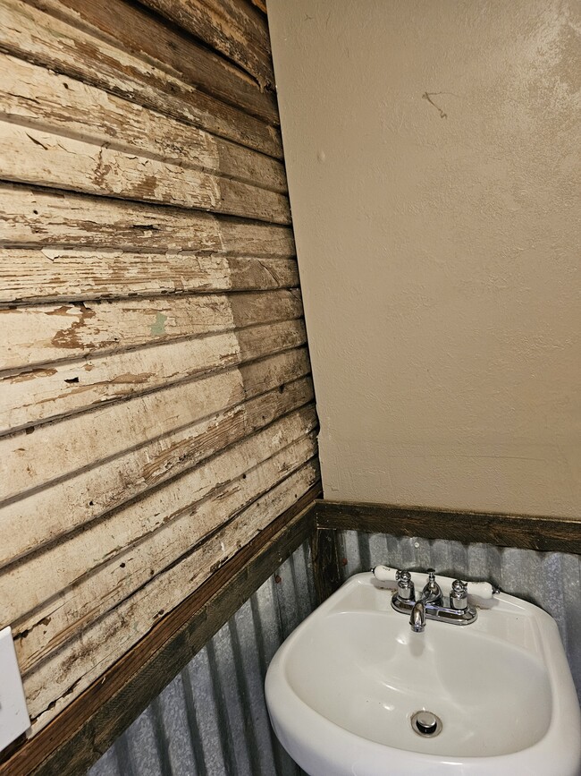 Photo - 618 Wilson Ave