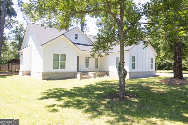 Building Photo - 119 Spring Creek Rd