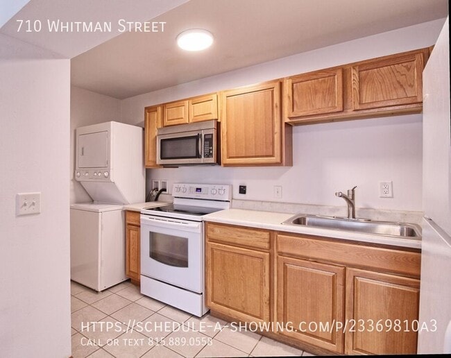 Photo - 710 Whitman St