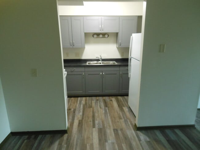 Knowlton Woods Apartments