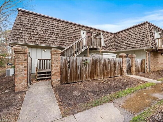 Building Photo - 1647 Ocean Bay Dr Rental