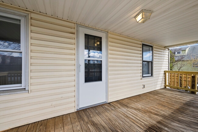 Photo - Dolly's at Lyons Mill Unit 1 Lower