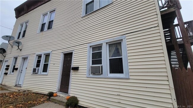 Photo - 43 School St Apartment Unit 1