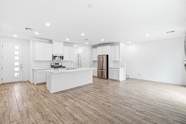 Building Photo - 9763 Mojave Mountain St