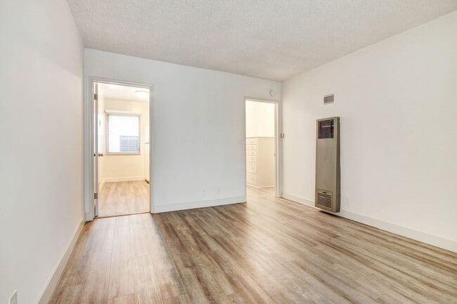 Photo - 937 6th St Apartamento Unidad 5