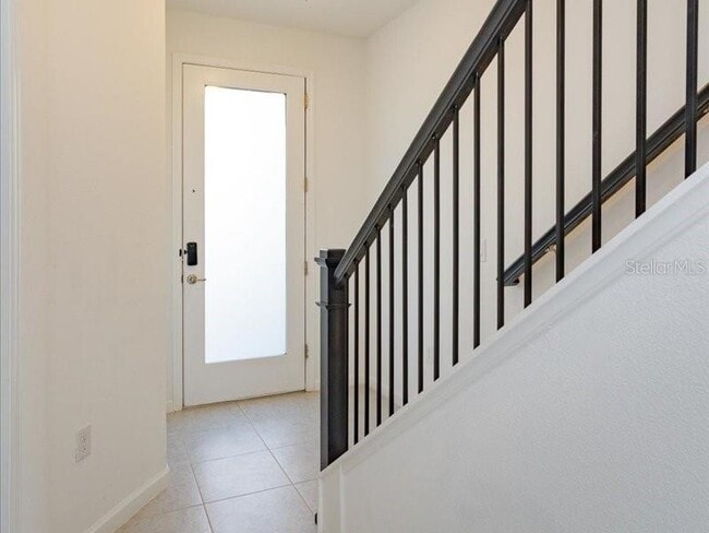 Photo - 2353 Brix St