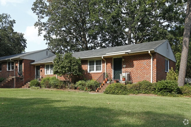 Glen Lennox Apartments