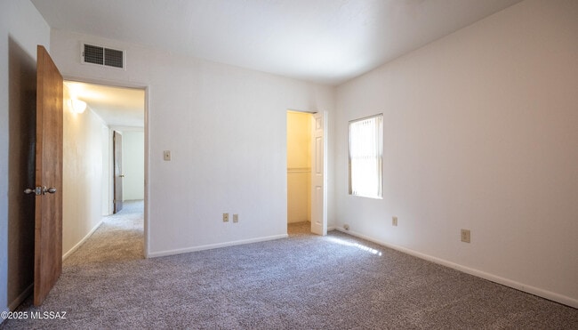 Photo - 1560 N John Adams St