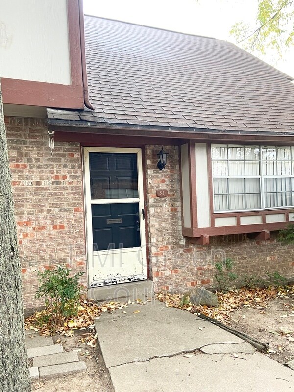 Photo - 4646 S Darlington Ave