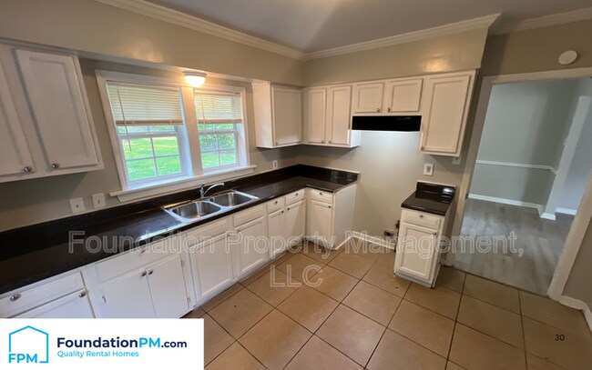 Photo - 1847 Driftwood Ave