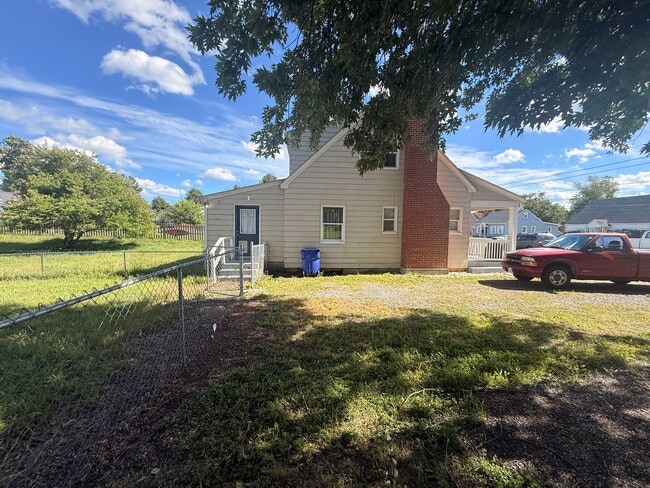 Photo - Christiansburg, 3 BR / 1.5 BA, Available for rent