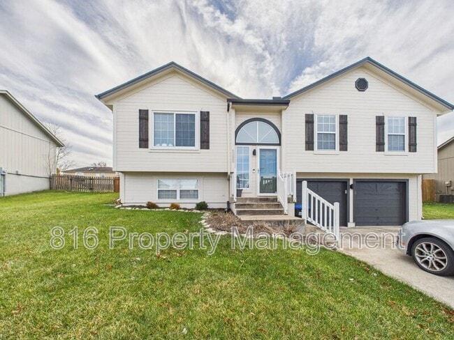 Building Photo - 1305 Aspen Dr