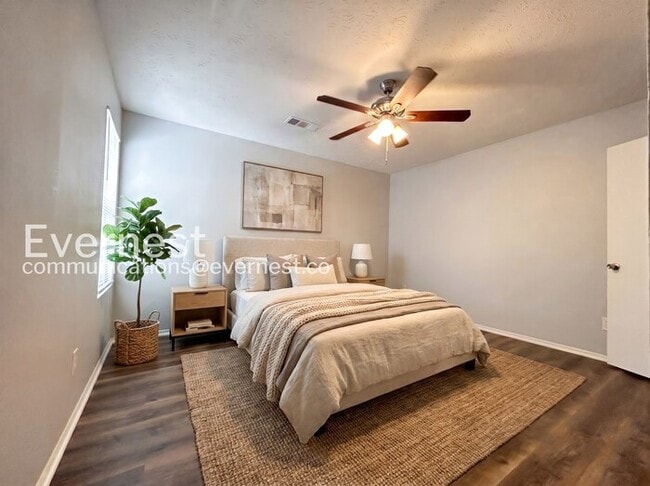 Photo - 4165 Little Springs Rd