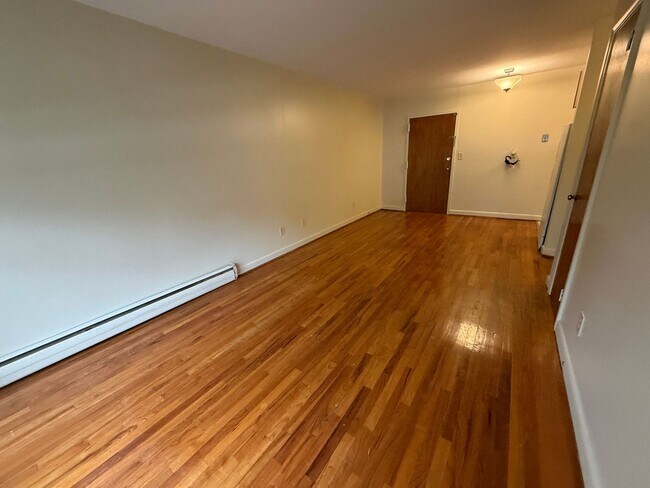 Photo - Beautifully-Maintained 1-Bedroom & Central... Unit 14B
