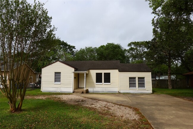 Building Photo - 617 Hurst Pl Rental
