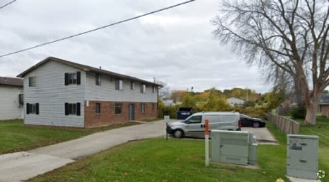 Building Photo - 1530 Moraine Terrace Rental