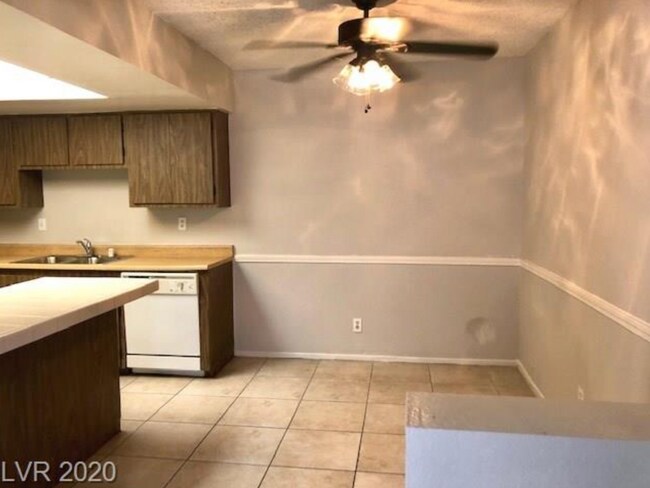 Photo - 5309 W Cheyenne Ave Unit Cheyenne Ave #3 - 5309